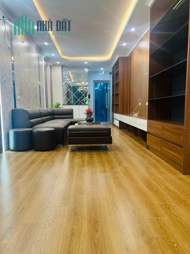 Bán nhà phân lô Phố Nguyễn Trãi 106 mét *3T, MT7.5m giá 10.5tyr