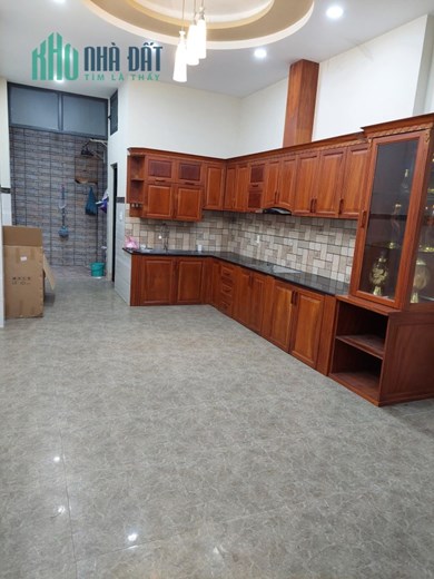 Nhà 9x12, mặt tiền ngay chợ BÀ Điểm, kề KCN Vĩnh Lộc, chỉ 6.2 tỷ