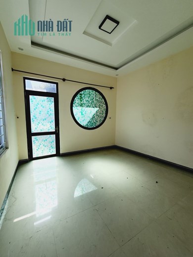 Bán Nhà 3 Mặt Hẻm Lê Hồng Phong P.Trần Hưng Đạo Quy Nhơn , 58,2m2 , 2,5 Mê , Giá 2 Tỷ 800Tr