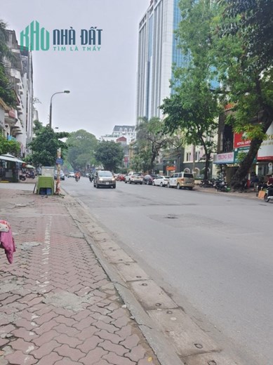 Bán gấp nhà Cát Linh, Đống Đa, 65m2x5T, mt5.8m, giá 6 tỷ, hai thoáng, gần hồ