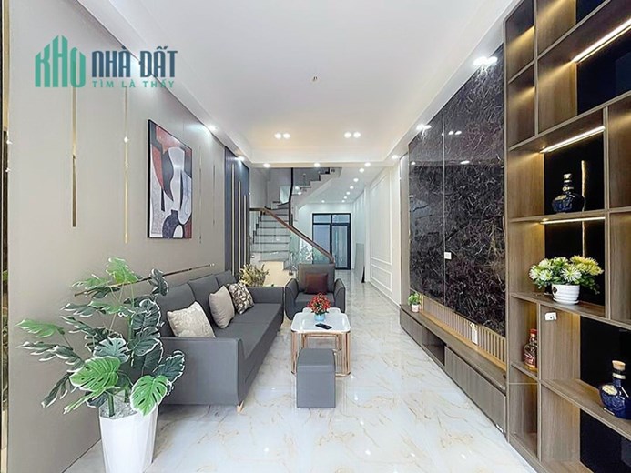 Bán nhà xây mới phố Đình Đông, 47m 4 tầng ô.tô tận cửa GIÁ 2.85 tỉ