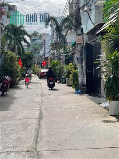 Mặt tiền Nguyễn Văn Quá Q12 giáp Trường Chinh Gò Vấp khu vực đắc địa để ở -65m BTCT- Giá 6T8 TL