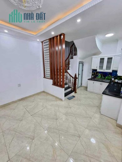 Bán Nhà Ngõ 477 Xuân Đỉnh 30m2 x 5 tầng , 3 phòng ngủ đầy đủ công năng , ngõ rộng ô tô đỗ cửa , nhà