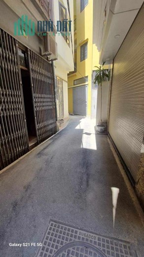 Bán Nhà Phố Phú Thượng 50m2 x 3 tầng , 4 phòng ngủ cực rộng , gần Phố , ngõ thông , giá cho các nhà