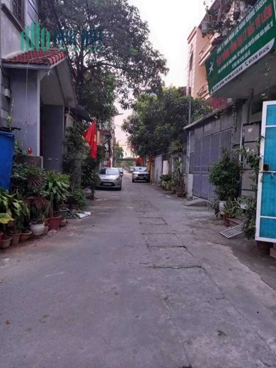 Bán Đất Khu Phân Lô Bờ Tây Sông Nhuệ - Bắc Từ Liêm 82m2 , Mặt Tiền 6,2m , phận lô ô tô tránh , giá