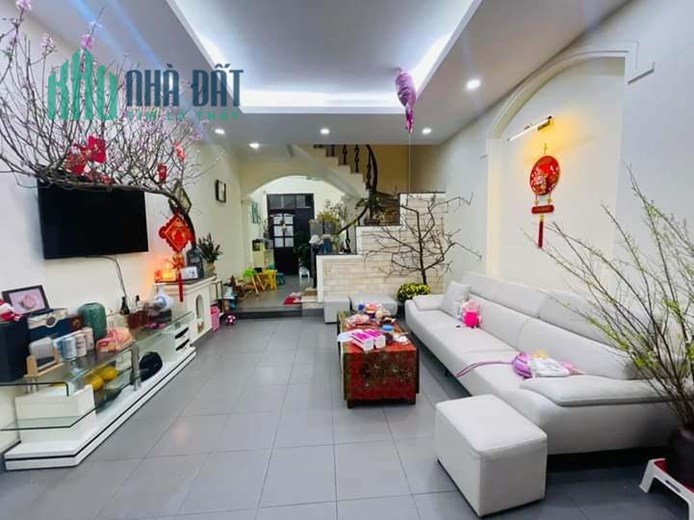 Bán Nhà Phố Đội Cấn 52m2 x 4 tầng, 4 phòng ngủ đầy đủ công năng, phân lô ô bàn cờ, giá cho các nhà
