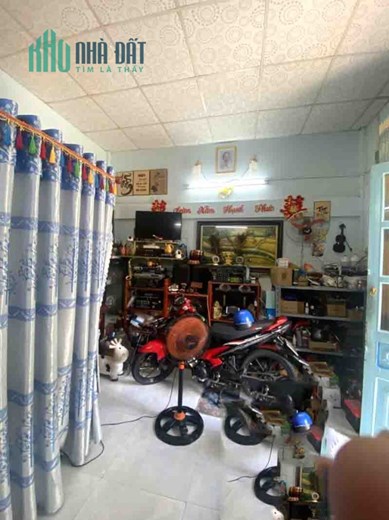 Bán Nhà Linh Trung, Thủ Đức 42m2_4x11m, 2T, 4PN Chỉ 3.05 Tỷ, HXH Vào Ở Ngay