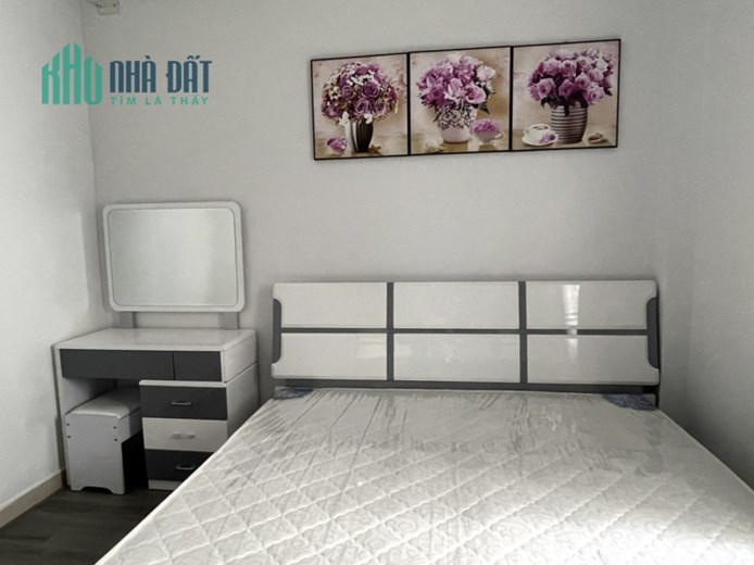NHÀ Q7 - KHU VIPQUA PHÚ MỸ HƯNG MỘT NỐT NHẠC TẶNG FULL NỘI THÁT HEWM XE HƠI 74M2 NGANG 4M 8,5 TỶ