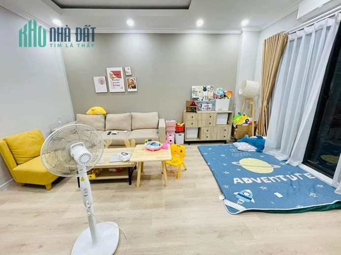 P. Nhân Chính, nhà đẹp ngất ngây, ngõ nông rộng thoáng, sát oto, 35m x 6T, 4.29 tỷ