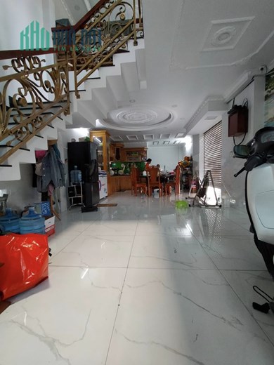 LÊ ĐÌNH CẨN - NHÀ ĐẸP 5 TẦNG - ĐƯỜNG XE TẢI THÔNG - GẦN CHỢ -  BỆNH VIỆN - 5P QUA TÂN PHÚ-QUẬN 6 -