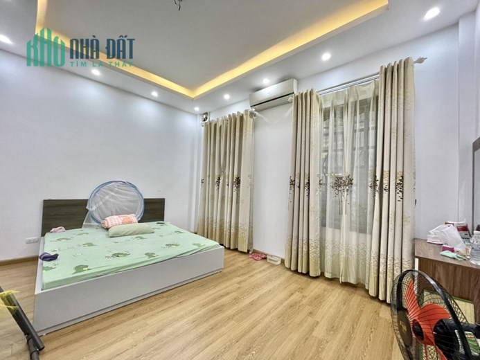 Bán nhà lô góc Ngõ 164 Vương Thừa Vũ, ô tô tránh, kinh doanh, 2 thoáng, 58m, nhỉnh 6 tỷ