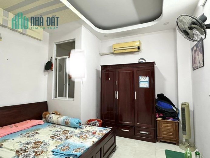 Bán nhà Đường số 9 P.16 quận GÒ VẤP, 4 tầng, đường Xe Tăng, giá giảm còn 7 tỷ