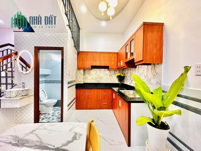 Bán Nhà Dương Quảng Hàm Gò Vấp 48m2 Hẻm Xe Hơi Giá 4 Tỷ 9