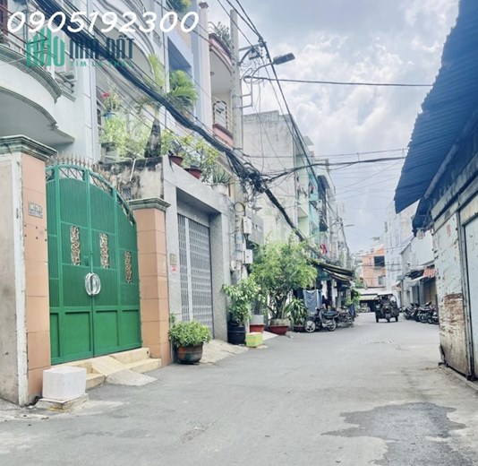 TÂN BÌNH, HẺM LỚN, NHÀ  DIỆN TÍCH 28M2, 2 PN, 2 WC,  GIÁ  3,2 TỶ CÓ TL