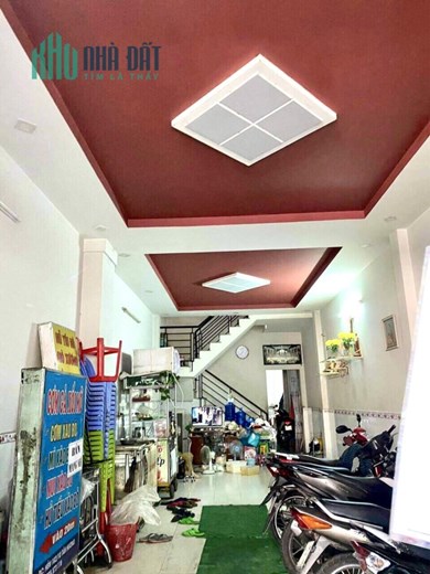 Nhà mặt tiền hẻm 8m trong lòng chợ Tân Hương, 4.3 x 23m, 3 tầng, thu nhập 30 triệu chỉ 13 tỷ