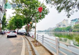 PHỐ ĐI BỘ VEN HỒ TRÚC BẠCH – Nhà phố Nguyễn Khắc Hiếu 28m chỉ  3.3 tỷ - NGÕ NÔNG SÂN RỘNG