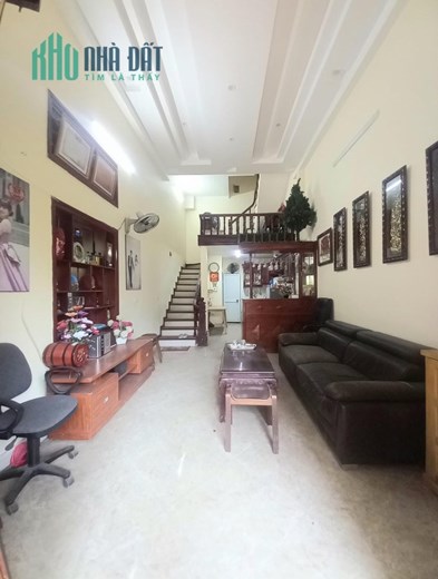 Bán nhà riêng Yên Phúc, Văn Quán Hà Đông. 40m2, mt 4m, 3.5 tầng giá chỉ 4.13 tỷ, cực gần ô tô.