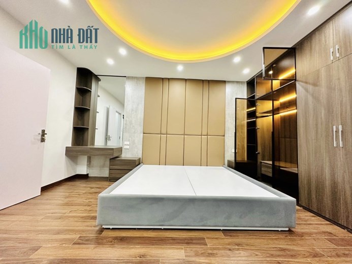 NGHI TÀM - GARA Ô TÔ TRÁNH, THANG MÁY XỊN, KINH DOANH ĐỈNH 7.4 TỶ