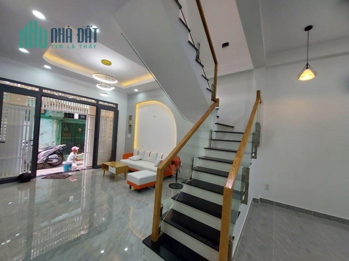 Bán nhà Chính Chủ Ngô Tất Tố - Quận Bình Thạnh ,HXH , 40m2 , Chỉ 4Tỷ Xíu.