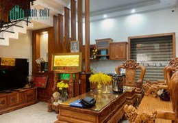 BÁN NHÀ 4 TẦNG - TẶNG FULL NỘI THẤT 2 TỶ - VỊ TRÍ TRUNG TÂM - KDC ĐỒNG BỘ.