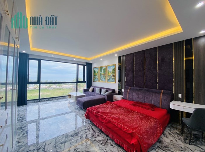 Siêu phẩm. Cho thuê Căn hộ mặt biển Võ Nguyên Giáp Đà Nẵng. Full nội thất. 65m2. Giá thuê hạt dẻ