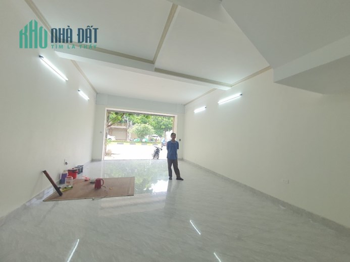 Cho thuê mặt bằng kinh doanh tại Vĩnh Yên Diện tích : 115m2 Giá thuê : 15 triệu/ tháng