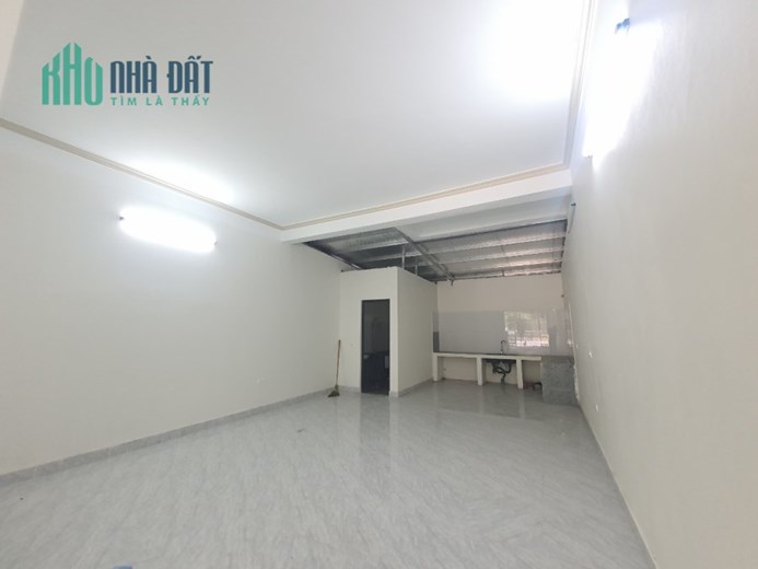 Cho thuê mặt bằng kinh doanh tại Vĩnh Yên Diện tích : 115m2 Giá thuê : 15 triệu/ tháng