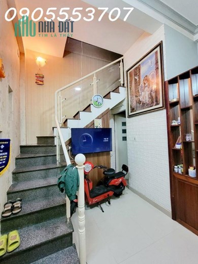 SỐC..Giá 1,xx tỷ (x bé xíu) nhà 2 tầng ngay Cầu Rồng, kiệt NGUYỄN VĂN LINH, Hải Châu, Đà Nẵng