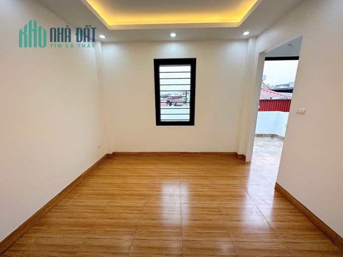 15m ô tô tránh, mới ở luôn, căn góc bán nhà Chùa Bộc