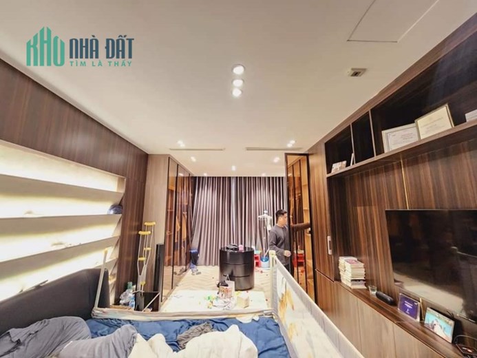 ÂU CƠ - GARA 7 CHỖ, THANG MÁY NHẬP, KINH DOANH TỐT 7.4 TỶ