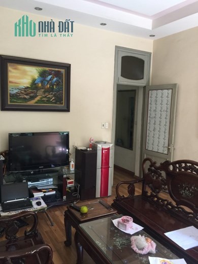 Bán nhà Ngõ 210 Nguyễn Trãi, sát phố, ô tô tránh, kinh doanh, 3 thoáng, 71m, chỉ 14 tỷ