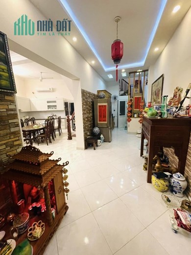 BÁN NHÀ PHỐ LÔ GÓC PHỐ THÁI THỊNH: 46M2 X 4T, HUYNDAI SANTAFE 7 CHỖ ĐỖ CỬA, CHỈ 7.7 TỶ