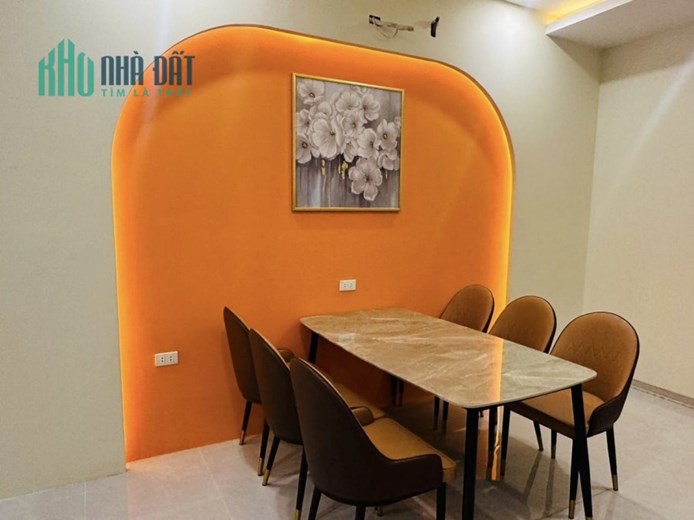 NGHI TÀM - GARA Ô TÔ, THANG MÁY XỊN, KINH DOANH TỐT 7.5 TỶ