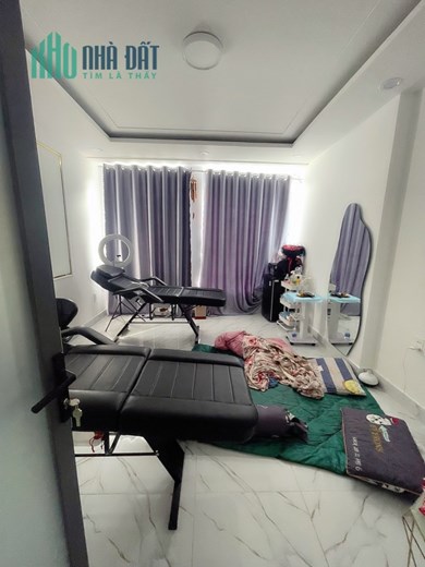 CHỦ NGỘP GẤP BÁN TÂN BÌNH PHAN HUY ÍCH - HẺM XE TẢI THÔNG 1 TRỤC - DT 27M2 3 TẦNG ĐÚC BTCT - 20M RA