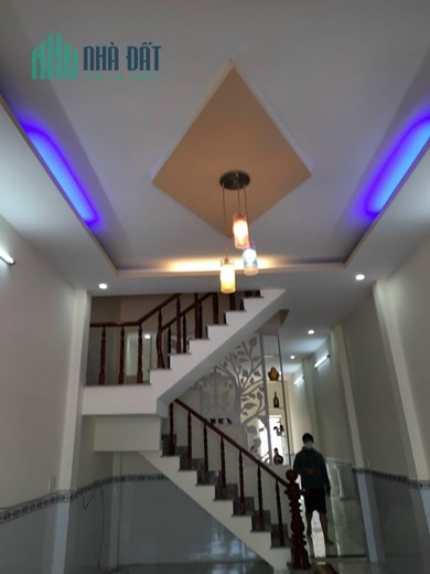 Nhà 2 Tầng Hẻm Xe Tải - Ngay Chợ Đầu Mối Hóc Môn Giá Cực Rẻ.
