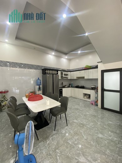 Nhà 3 tầng 61m2 mới xây cực đẹp TĐC Hồ Đá, Sở Dầu, Hồng Bàng