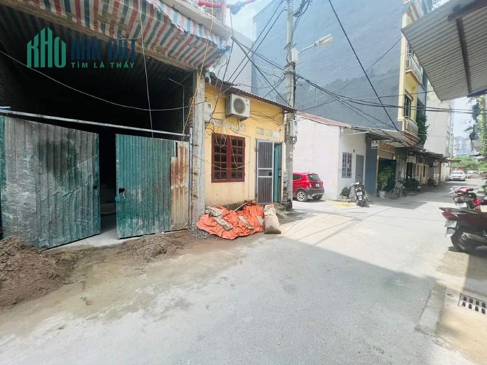 HIẾM QUÁ NHÂN HOÀ ƠI,, 39M, LÔ GÓC, NHỈNH 5 TỶ