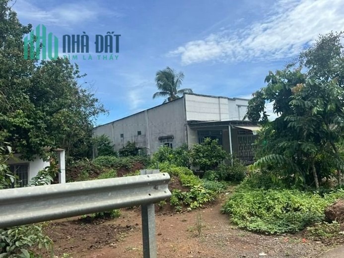Cần bán đất lăng minh 1sao hơn có 50m mặt tiền tỉnh Lộ 765 đất full Hồng full thổ Cư