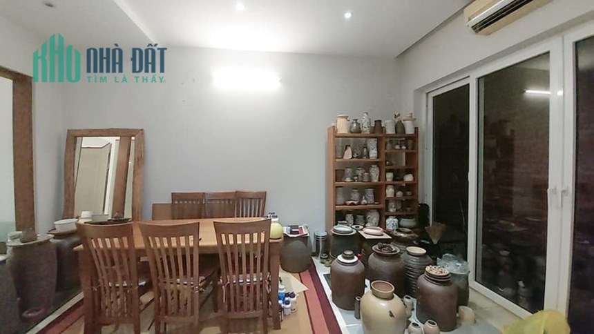 BÁN BIỆT THỰ SÂN VƯỜN PHỐ BỒ ĐỀ ( LONG BIÊN) 122M2 _ ĐẲNG CẤP_ SANG TRỌNG
