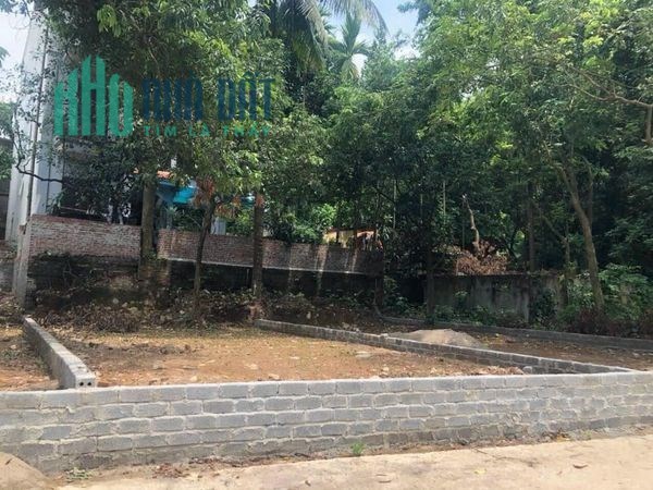 Mảnh đất nghỉ dưỡng siêu đẹp phụng châu chương mỹ
 81m2 full thổ cư
 View hồ điều hoà 
 đường