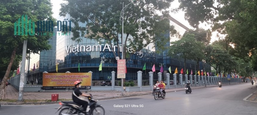 BÁN NHÀ MẶT PHỐ HOÀNG MINH ĐẠO( NGUYỄN VĂN CỪ)_ LONG BIÊN_ KINH DOANH_ VỈA HÈ_ KHU V.I.P