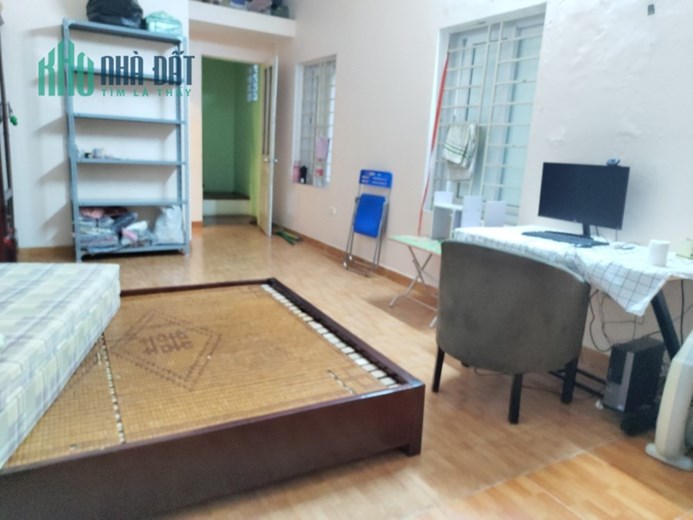 CẦN TÌM NGƯỜI THUÊ NGUYÊN CĂN TÔN THẤT TÙNG, 4 TẦNG FULL ĐỒ