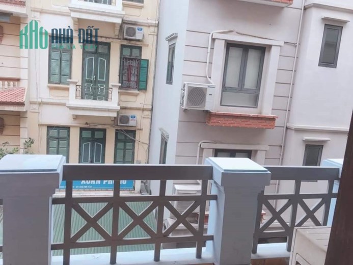 Chính chủ nhà mặt phố Nguyễn Khang, 92m2, 5 tầng, ô tô dừng đỗ, văn phòng, kinh doanh, 18.5 tỷ