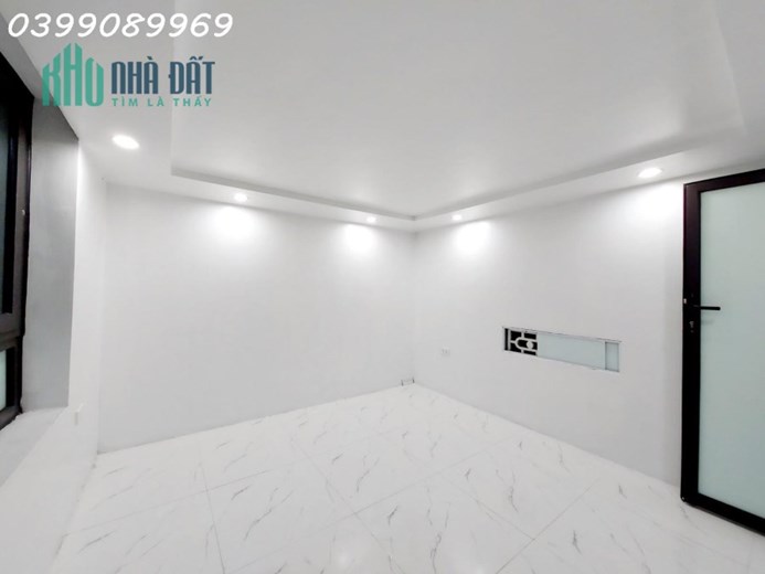 SIÊU PHẨM HOÀN KIẾM - BƯỚC CHÂN RA OTO - CHẠY BỘ SANG BỜ HỒ - 25m2x 3 tầng x 2.2 tỷ NHÀ ĐẸP VỀ Ở
