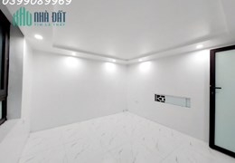 SIÊU PHẨM HOÀN KIẾM - BƯỚC CHÂN RA OTO - CHẠY BỘ SANG BỜ HỒ - 25m2x 3 tầng x 2.2 tỷ NHÀ ĐẸP VỀ Ở