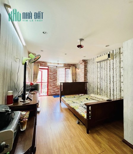 Bán nhà HXH Trường Sơn, P2, Tân Bình, 60m2, 3 tầng, giá tốt.