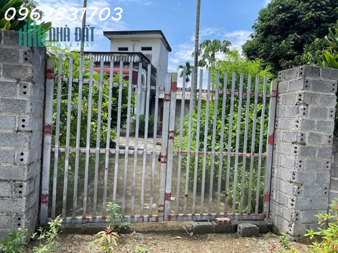 Bán lô 2 mặt đường 700m giá chỉ hơn 1 tỷ