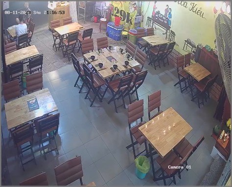 Cần sang toàn bộ trang thiết bị và hợp đồng quán nhậu Khu vực phố ẫm thực Vĩnh Khánh , Quận 4 HCM