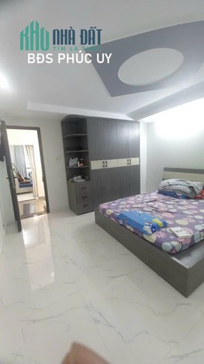 3 TẦNG KHU PHÂN LÔ - HẺM 8M XE HƠI NGỦ TRONG NHÀ - NHÀ ĐẸP Ở NGAY .