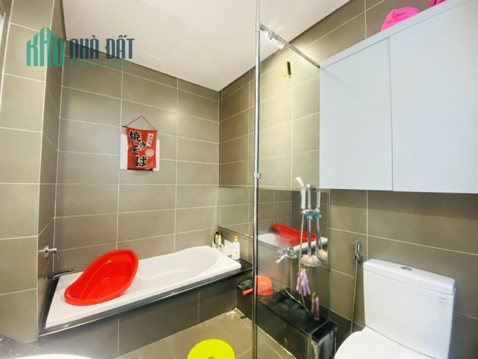 Cho thuê NNC hẻm ôtô đường Thành Thái P14.Q10. Giá 18 triệu